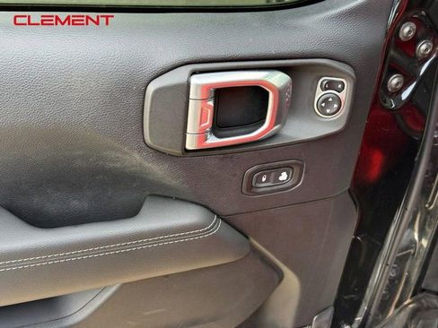 Used 2018 Jeep Wrangler Unlimited Sahara w/ LED Lighting Group image 13