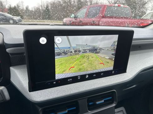 New 2026 Ford Maverick XLT image 17