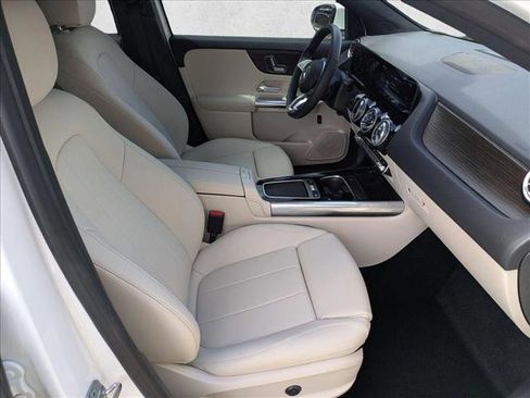 Certified 2026 Mercedes-Benz GLA 250 image 22