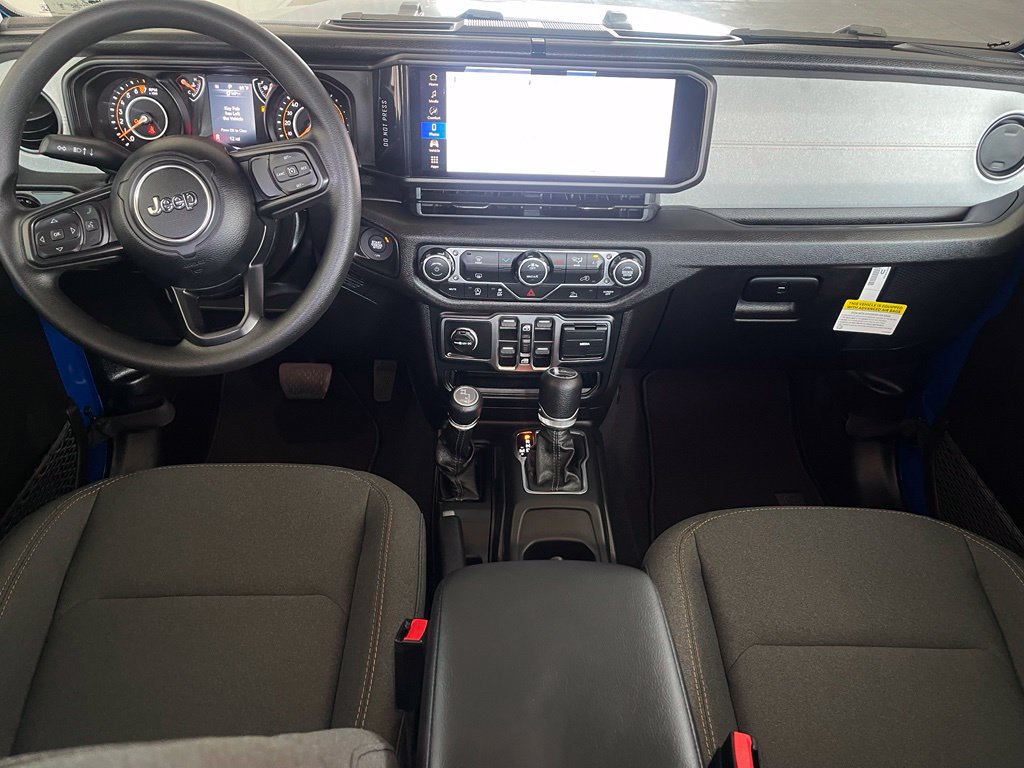 New 2026 Jeep Gladiator Sport AWD/4WD image 9