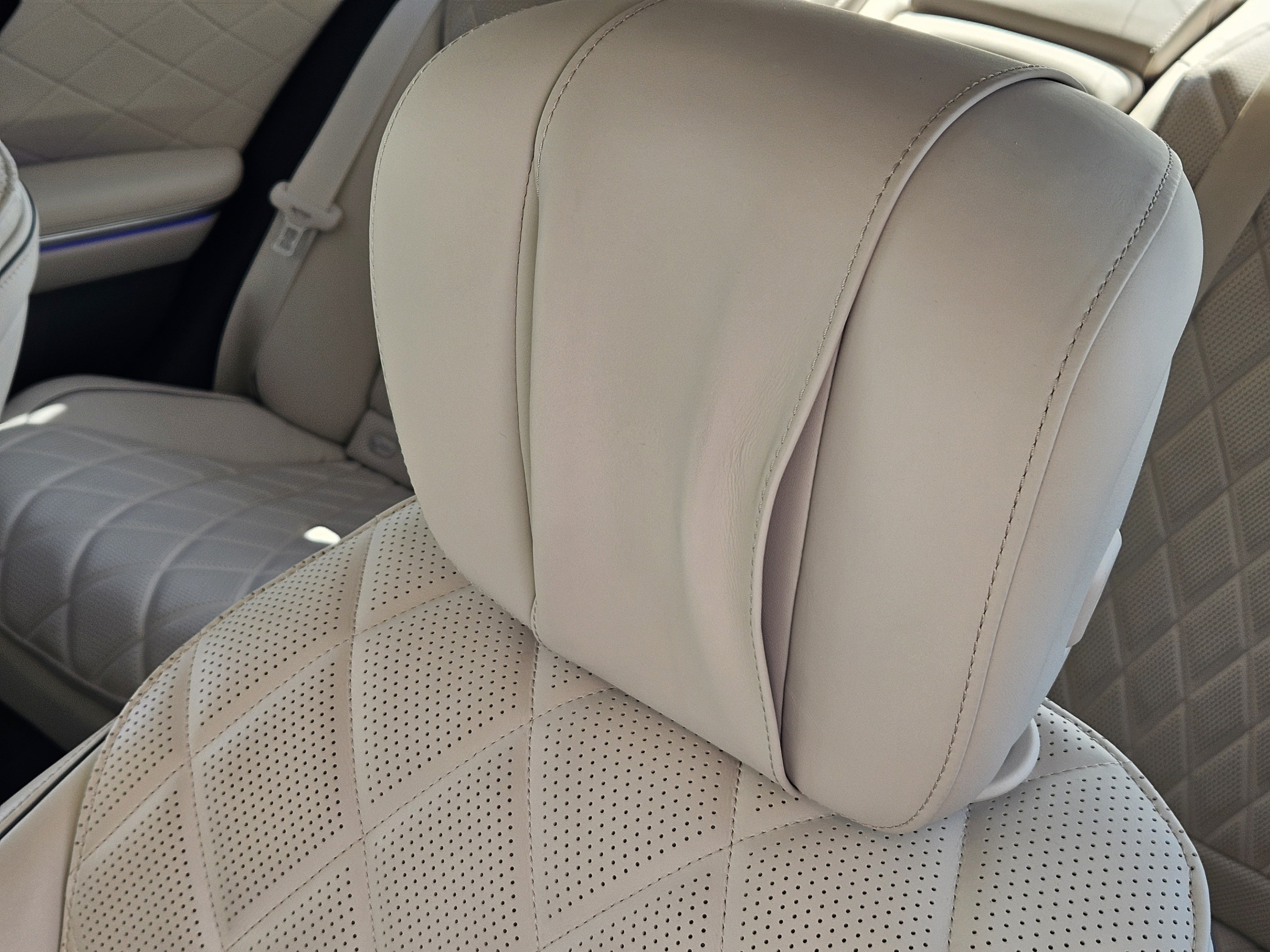 Certified 2023 Mercedes-Benz S 500 4MATIC image 16