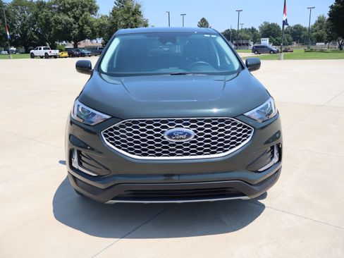 Used 2024 Ford Edge SEL w/ Convenience Package AWD/4WD image 3