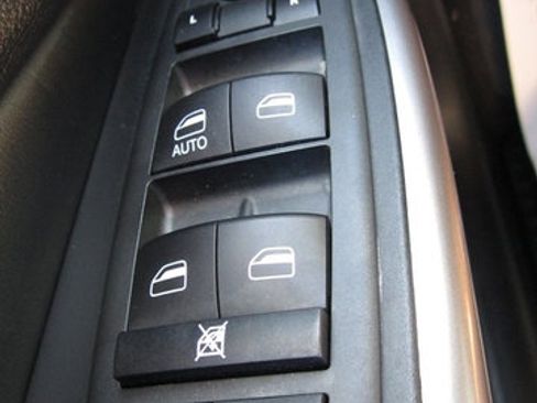 Used 2021 Jeep Cherokee Sport w/ Popular Appearance Group AWD/4WD image 10