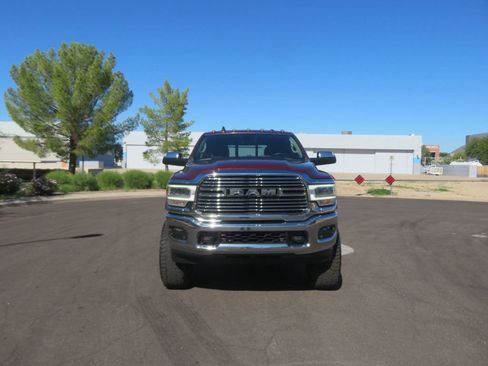 Used 2019 RAM 2500 Laramie AWD/4WD image 11