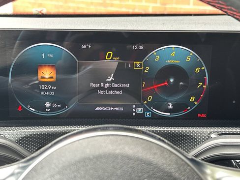 Used 2022 Mercedes-Benz CLA 35 AMG 4MATIC image 32