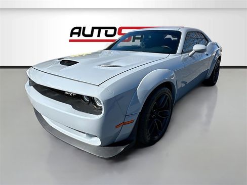 Used 2021 Dodge Challenger R/T Scat Pack image 3