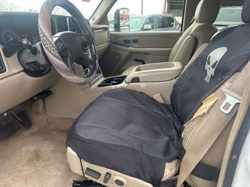 Used 2005 Chevrolet Silverado 3500 LT w/ Heavy-Duty Power Package image 19