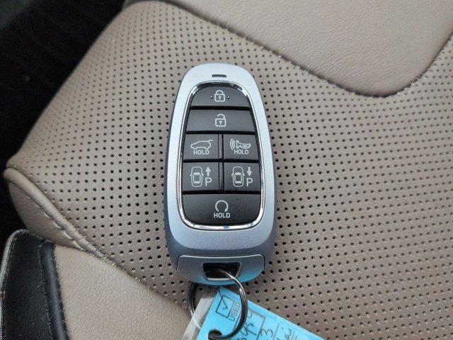 Used 2023 Hyundai Santa Fe Limited w/ Cargo Package AWD/4WD image 36