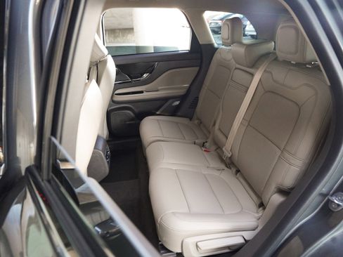 Used 2024 Lincoln Corsair Reserve w/ Equipment Group 201A image 33