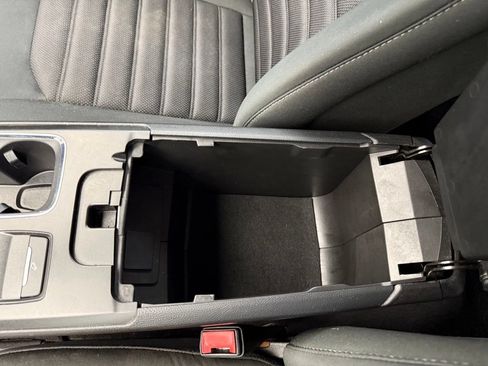 Used 2019 Ford Fusion SE FWD image 57