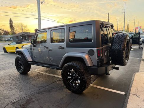 Used 2016 Jeep Wrangler Unlimited Sport image 4