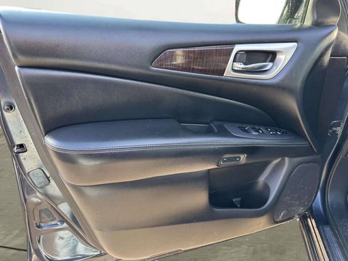 Used 2013 Nissan Pathfinder SL AWD/4WD image 12