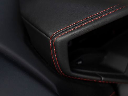 Used 2019 Lamborghini Huracan LP 580-2 RWD image 34