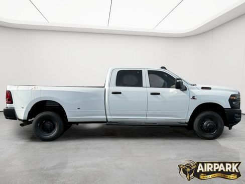 New 2026 RAM 3500 Tradesman AWD/4WD image 3