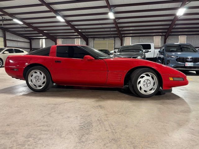 Used 1992 Chevrolet Corvette Coupe RWD image 5