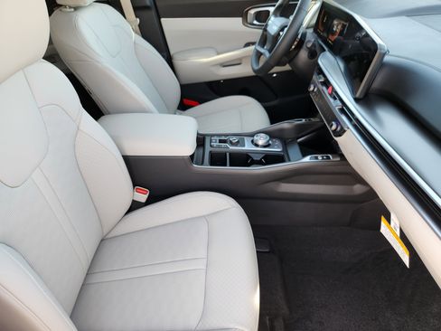 New 2026 Kia Sorento EX w/ EX Premium Package AWD/4WD image 15