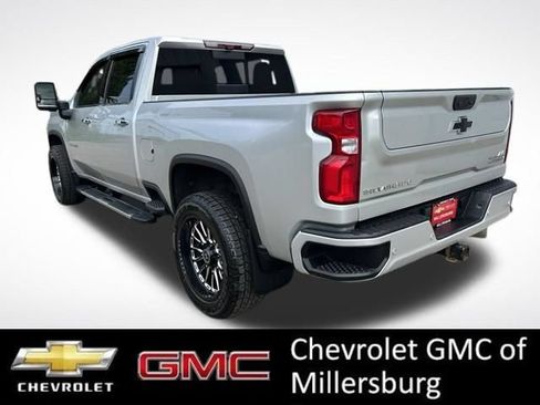 Used 2022 Chevrolet Silverado 3500 High Country w/ Z71 Off-Road Package AWD/4WD image 6