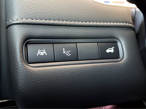 New 2026 Nissan Armada SL image 14