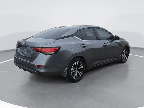 Used 2022 Nissan Sentra SV FWD image 3