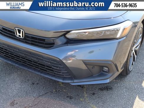Used 2024 Honda Civic Touring image 10