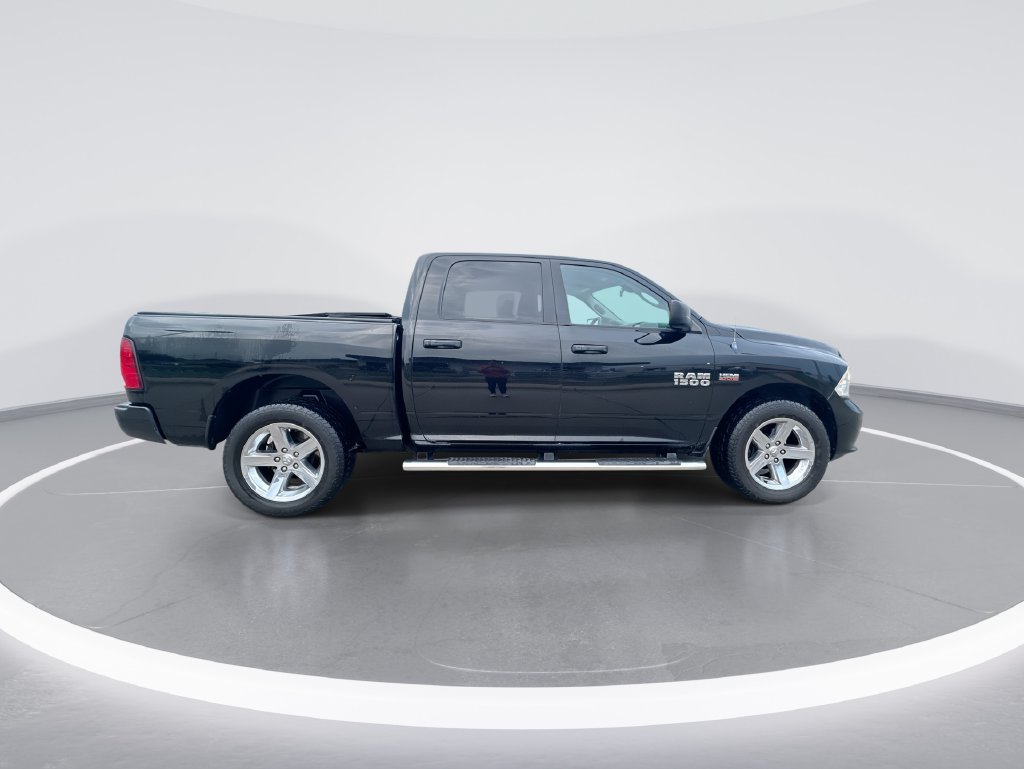 Used 2014 RAM 1500 Express AWD/4WD image 9