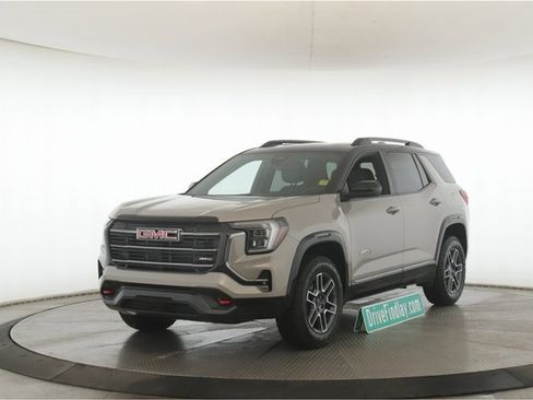 Used 2026 GMC Terrain AT4 image 10