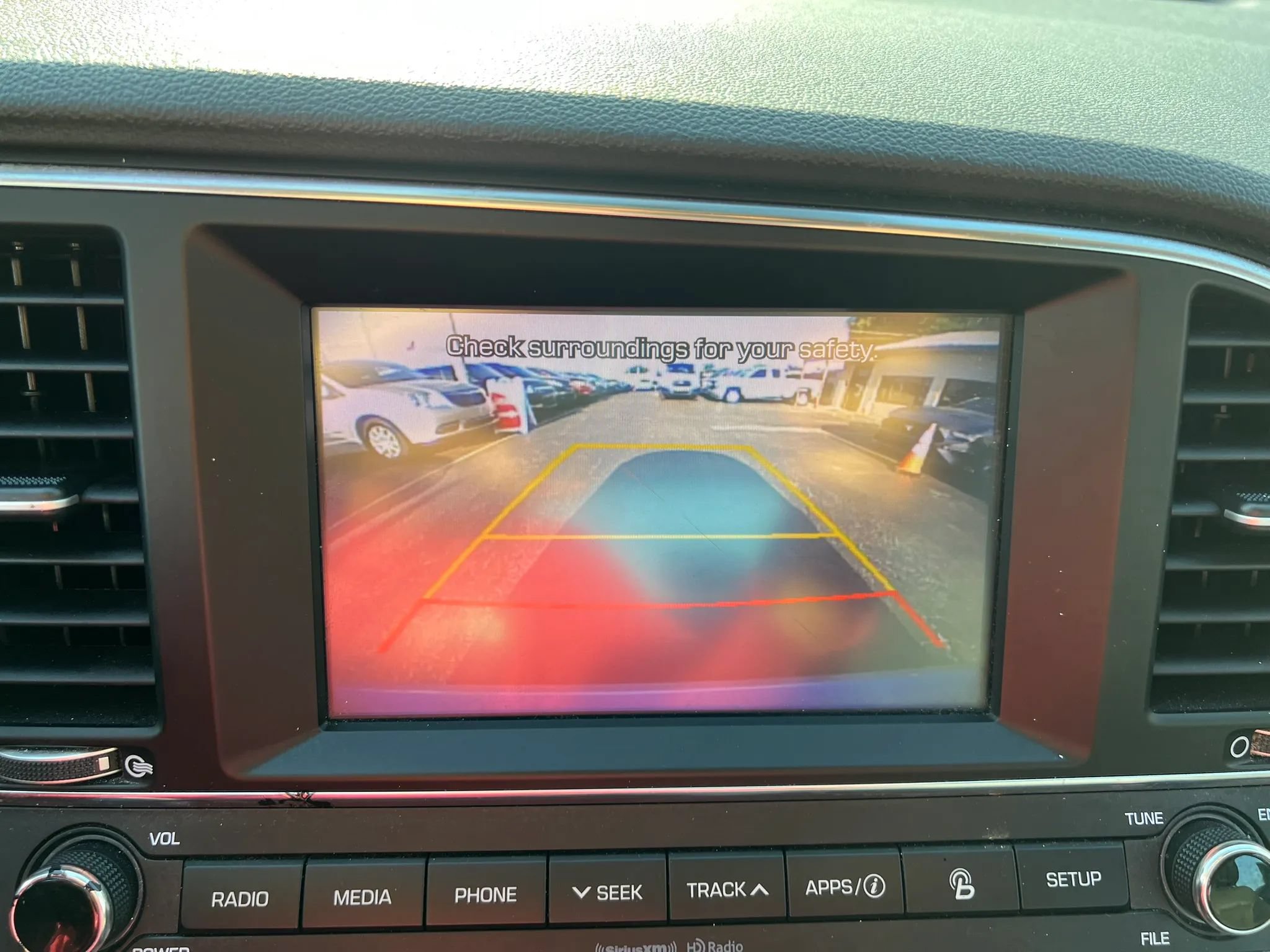Used 2017 Hyundai Elantra Limited FWD image 17
