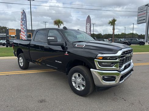 New 2026 RAM 2500 Big Horn AWD/4WD image 11