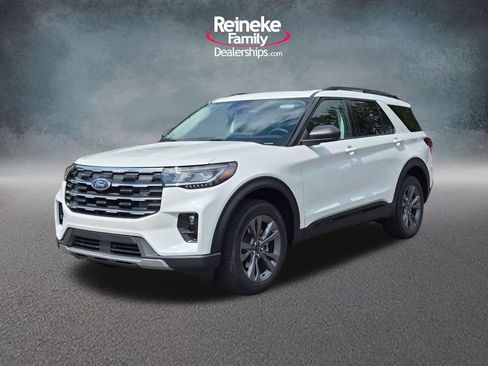 New 2026 Ford Explorer Active w/ Active Comfort Package AWD/4WD image 1