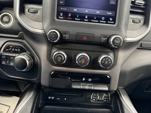 Used 2019 RAM 1500 Big Horn AWD/4WD image 26