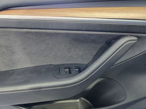 Used 2023 Tesla Model 3 Standard Range RWD image 13