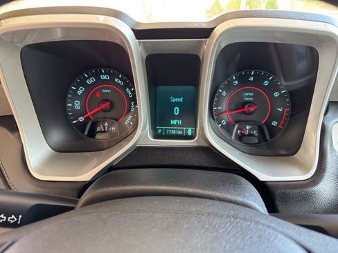 Used 2015 Chevrolet Camaro LS RWD image 16