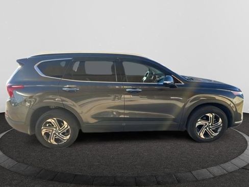 Used 2023 Hyundai Santa Fe SEL image 2