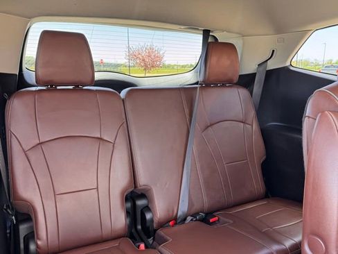 Used 2021 Buick Enclave Avenir w/ Avenir Technology Package AWD/4WD image 26