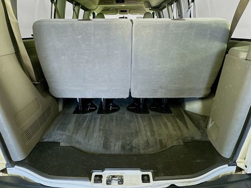 Used 2017 Chevrolet Express 3500 LT w/ LT Preferred Equipment Group image 29