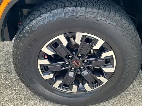 Used 2023 Nissan Frontier PRO-4X w/ Pro Convenience Package AWD/4WD image 7