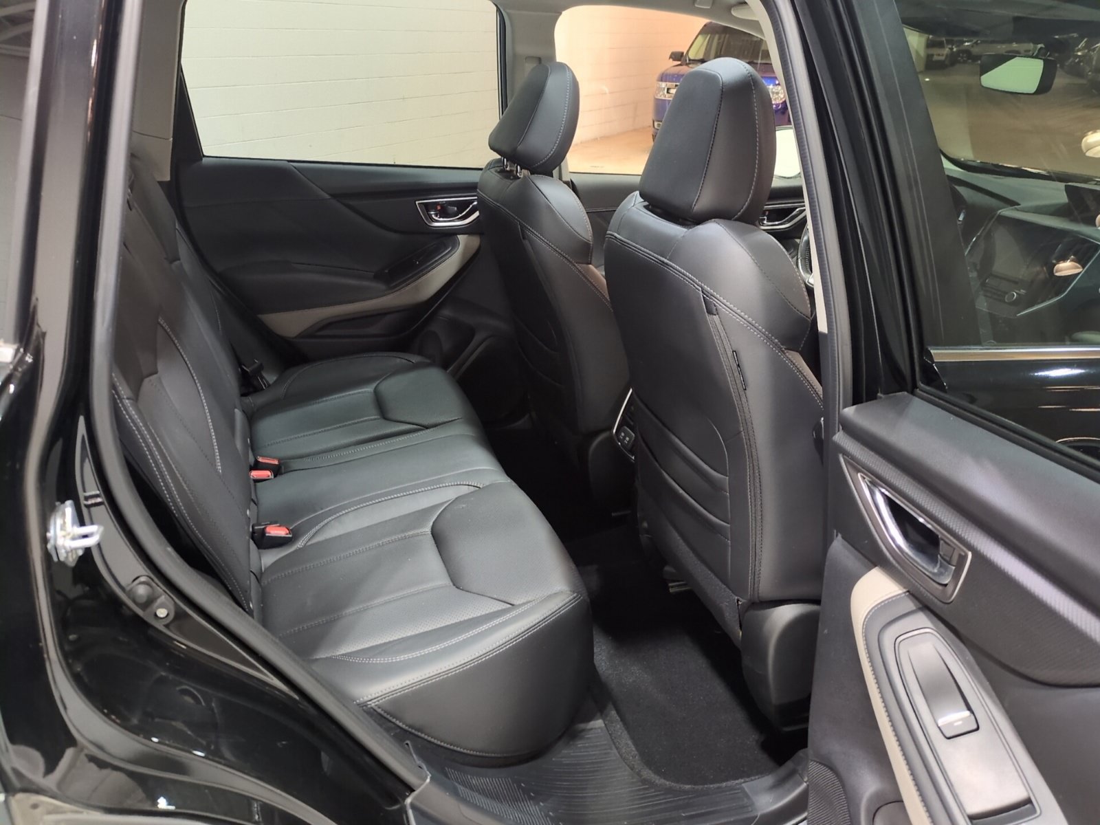Used 2023 Subaru Forester Limited w/ Popular Package #2 AWD/4WD image 12