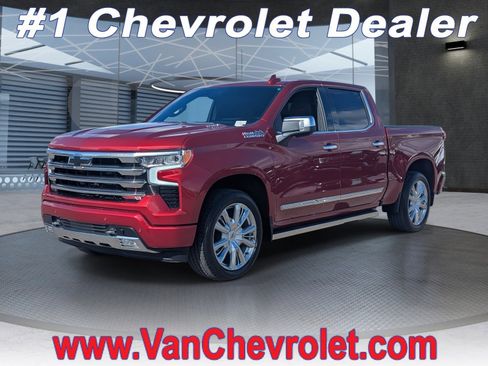 Used 2025 Chevrolet Silverado 1500 High Country image 1