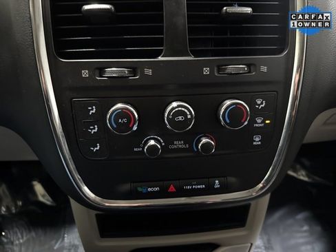 Used 2017 Dodge Grand Caravan SE w/ Power Window Group image 18