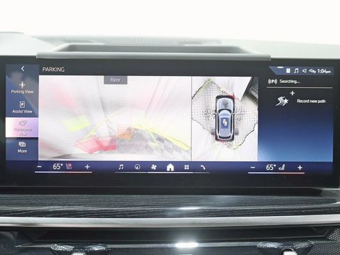 Used 2026 BMW X5 xDrive40i w/ M Sport Package AWD/4WD image 18