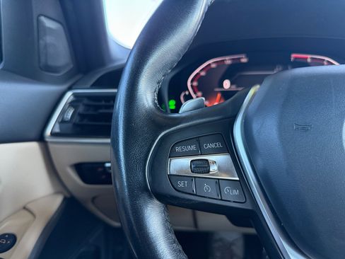 Used 2019 BMW 330i Sedan w/ Driving Assistance Package image 17