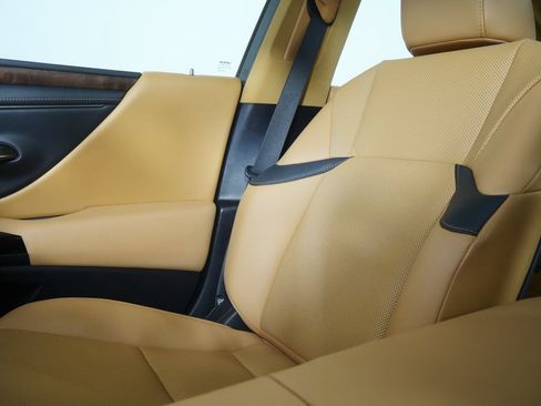 Used 2022 Lexus ES 350 w/ Premium Package FWD image 24