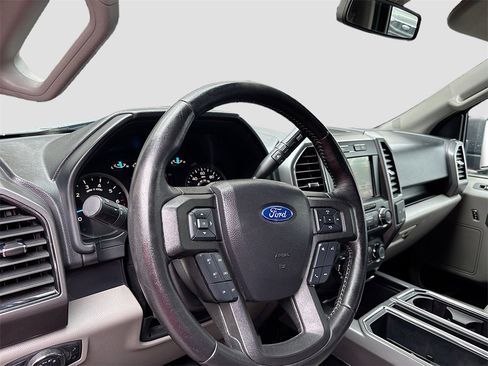 Used 2019 Ford F150 XLT w/ Equipment Group 302A Luxury image 9