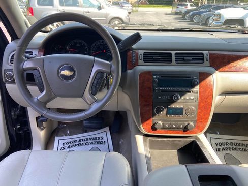 Used 2013 Chevrolet Tahoe LT w/ Luxury Package image 13