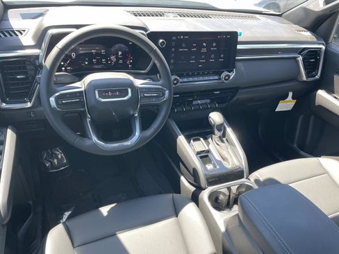 New 2026 GMC Canyon Elevation w/ Convenience Package RWD image 9