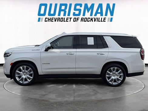 Used 2024 Chevrolet Tahoe High Country AWD/4WD image 3