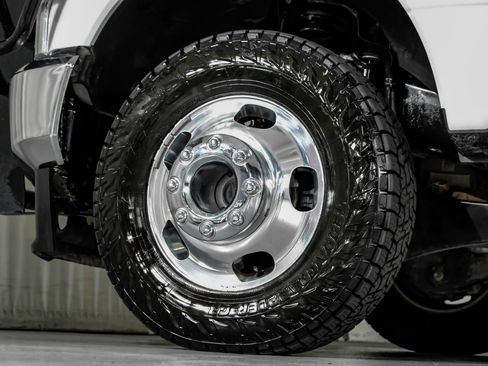 Used 2022 Ford F350 Lariat w/ Lariat Value Package AWD/4WD image 53