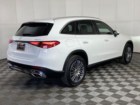 Used 2026 Mercedes-Benz GLC 300 4MATIC image 9