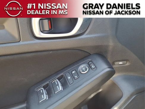 Used 2023 Honda Civic Sport image 10