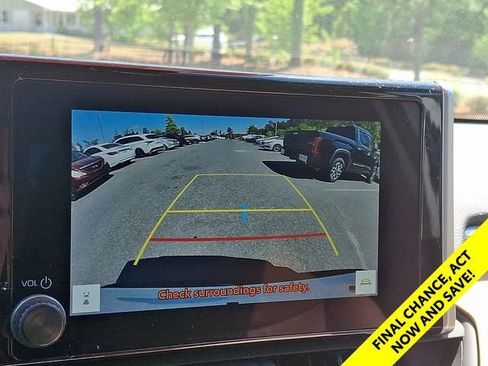 Certified 2025 Toyota RAV4 XLE w/ Convenience Package FWD image 21